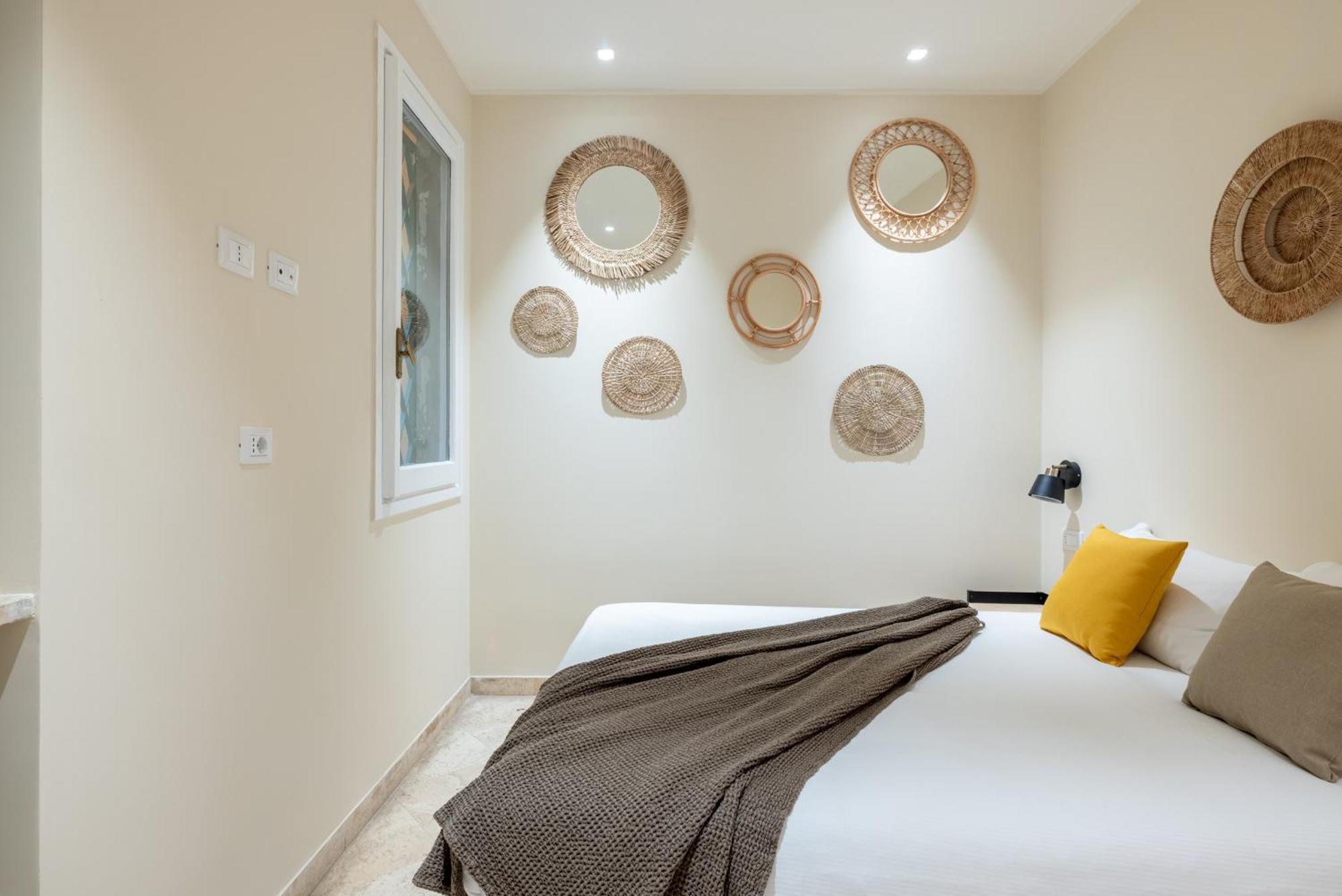 Charming 3 Bedroom Apartment In The Historic Center 罗马 外观 照片