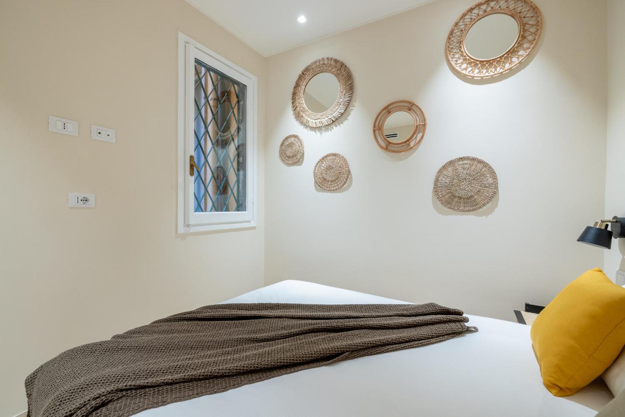 Charming 3 Bedroom Apartment In The Historic Center 罗马 外观 照片